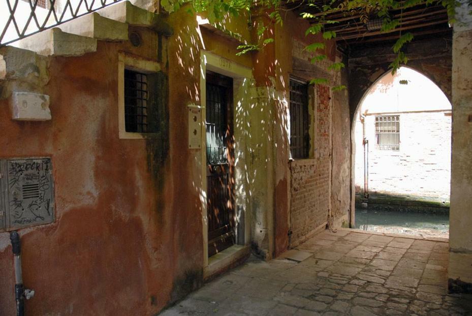Dorsoduro - Corte Della Comare Benátky Exteriér fotografie